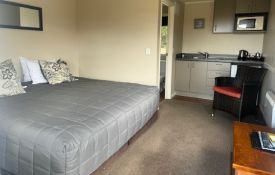 accommodation is suitable for couples